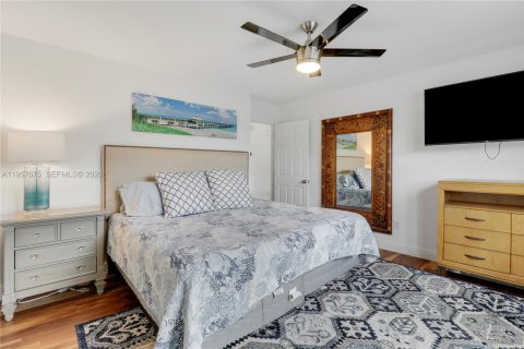 House in Hobe Sound, Florida 4 bedrooms, 258.08 sq.m. № 2019602 - photo 27