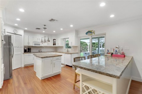 House in Hobe Sound, Florida 4 bedrooms, 258.08 sq.m. № 2019602 - photo 5