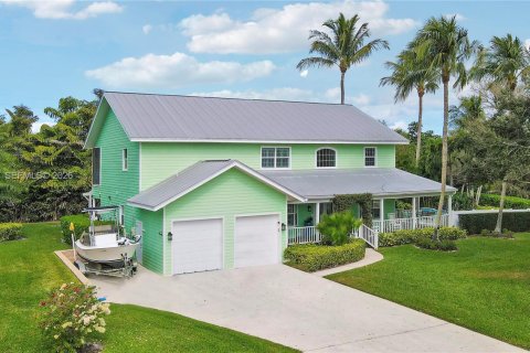 House in Hobe Sound, Florida 4 bedrooms, 258.08 sq.m. № 2019602 - photo 3