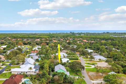 House in Hobe Sound, Florida 4 bedrooms, 258.08 sq.m. № 2019602 - photo 19