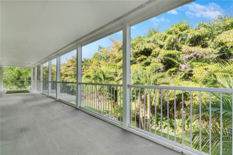 House in Hobe Sound, Florida 4 bedrooms, 258.08 sq.m. № 2019602 - photo 24