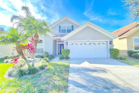 House in Orlando, Florida 4 bedrooms, 235.69 sq.m. № 2236726