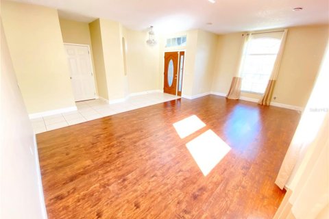 House in Orlando, Florida 4 bedrooms, 235.69 sq.m. № 2236726 - photo 8