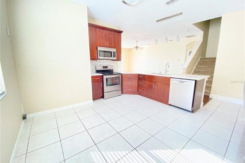 House in Orlando, Florida 4 bedrooms, 235.69 sq.m. № 2236726 - photo 15