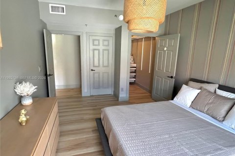 Condo in Aventura, Florida, 2 bedrooms  № 2027795 - photo 22