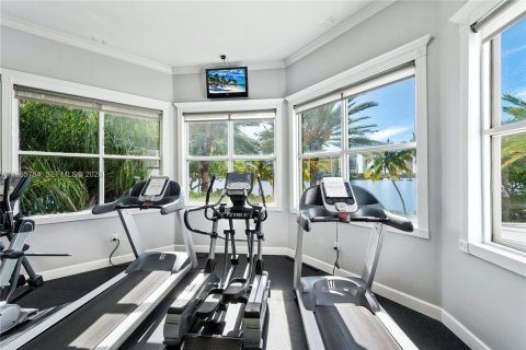 Condo in Aventura, Florida, 2 bedrooms  № 2027795 - photo 7