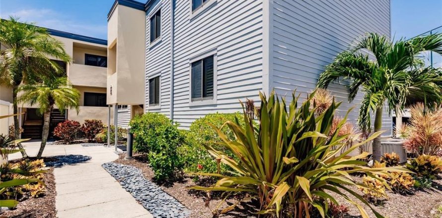 Condominio en Venice, Florida, 2 dormitorios № 2411511