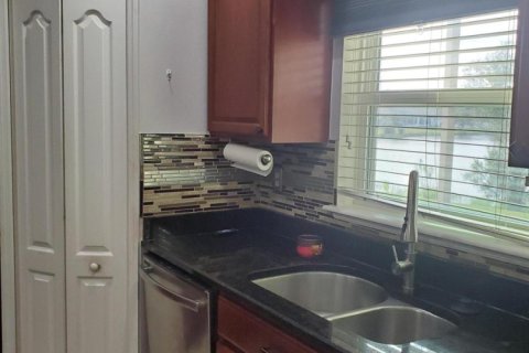 Adosado en venta en Port St. Lucie, Florida, 5 dormitorios, 267.37 m2 № 2084983 - foto 3