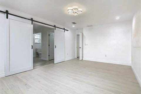 Casa en venta en Haines City, Florida, 4 dormitorios, 201.6 m2 № 1899513 - foto 17