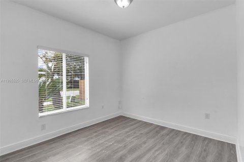 Casa en venta en Homestead, Florida, 3 dormitorios, 143.26 m2 № 2058913 - foto 22