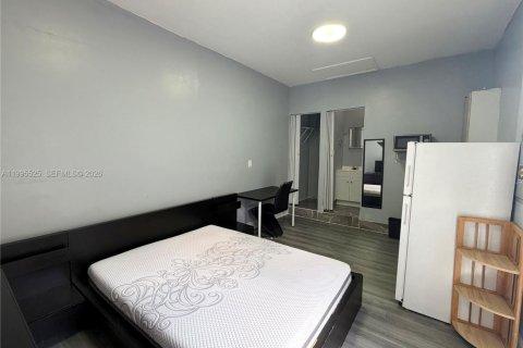 Casa en venta en Homestead, Florida, 3 dormitorios, 143.26 m2 № 2058913 - foto 26