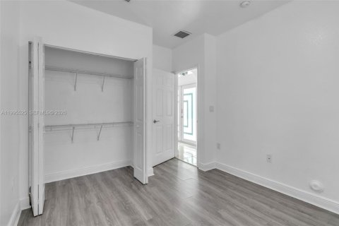 Casa en venta en Homestead, Florida, 3 dormitorios, 143.26 m2 № 2058913 - foto 19