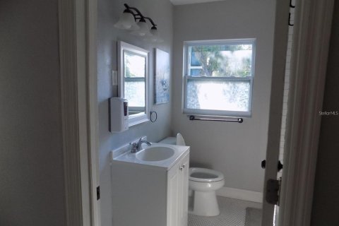 Villa ou maison à louer à Tampa, Floride: 4 chambres, 113.71 m2 № 2383786 - photo 6