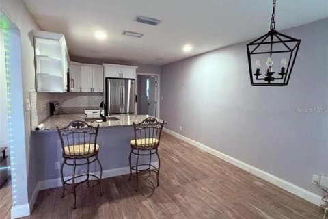 Villa ou maison à louer à Tampa, Floride: 4 chambres, 113.71 m2 № 2383786 - photo 16