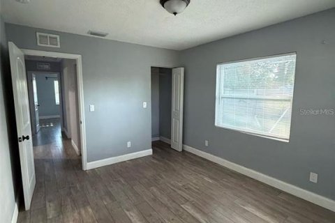 Villa ou maison à louer à Tampa, Floride: 4 chambres, 113.71 m2 № 2383786 - photo 14