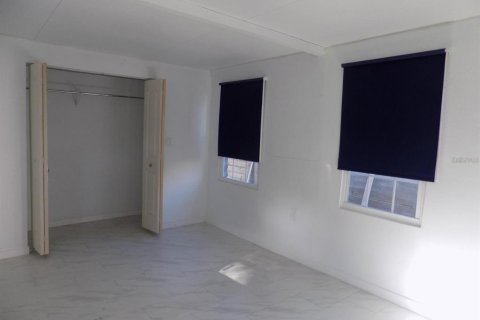 Villa ou maison à louer à Tampa, Floride: 4 chambres, 113.71 m2 № 2383786 - photo 9