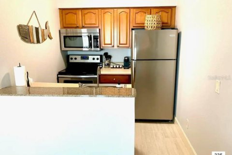 Propiedad comercial en venta en Tampa, Florida, 5 dormitorios, 247.86 m2 № 1895065 - foto 23