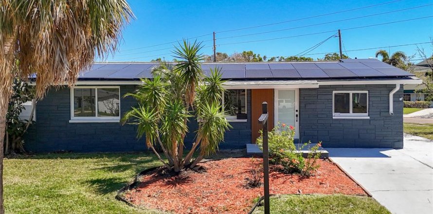 Villa ou maison à Saint Petersburg, Floride 3 chambres, 118.45 m2 № 2385639
