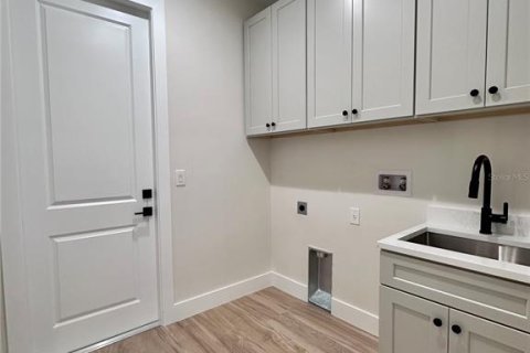Casa en venta en North Port, Florida, 3 dormitorios, 147.62 m2 № 1869846 - foto 27