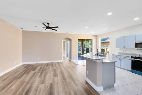 Casa en venta en Orlando, Florida, 3 dormitorios, 168.62 m2 № 1637022 - foto 9