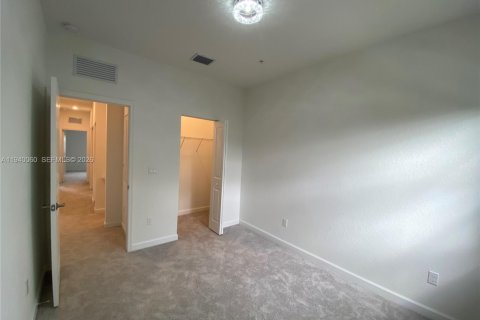 Adosado en alquiler en Pembroke Pines, Florida, 4 dormitorios, 169.83 m2 № 1997848 - foto 29