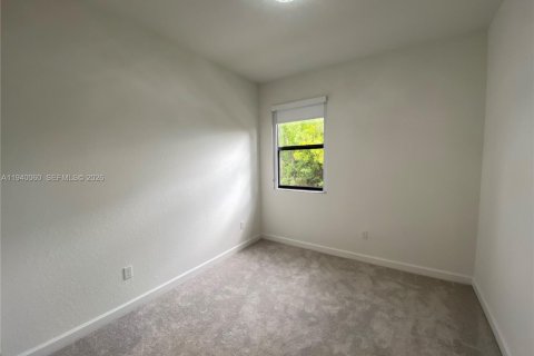 Adosado en alquiler en Pembroke Pines, Florida, 4 dormitorios, 169.83 m2 № 1997848 - foto 28