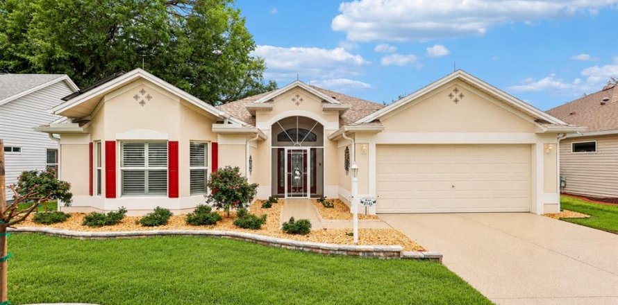 Villa ou maison à The Villages, Floride 3 chambres, 187.85 m2 № 2434868