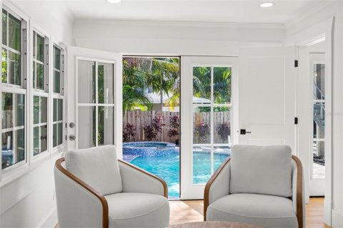 Villa ou maison à vendre à Saint Petersburg, Floride: 6 chambres, 335.38 m2 № 2430563 - photo 26