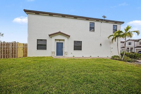 Touwnhouse à vendre à Miami, Floride: 3 chambres, 168.34 m2 № 2078534 - photo 10