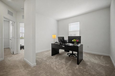 Touwnhouse à vendre à Miami, Floride: 3 chambres, 168.34 m2 № 2078534 - photo 17