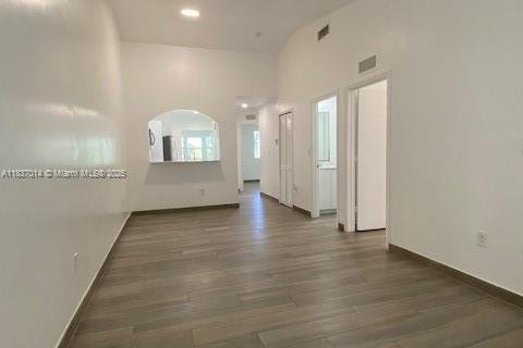 Condominio en alquiler en Homestead, Florida, 2 dormitorios, 84.54 m2 № 1935283 - foto 2