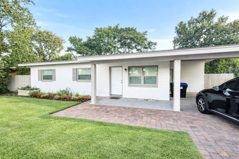 Casa en Orlando, Florida 3 dormitorios, 89.19 m2 № 2120401
