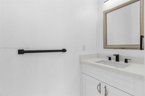 Villa ou maison à vendre à Lehigh Acres, Floride: 4 chambres, 202.53 m2 № 1957807 - photo 10