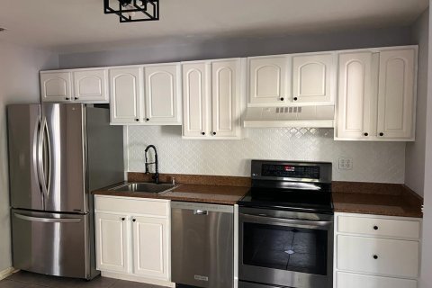 Casa en venta en Oakland Park, Florida, 3 dormitorios, 109.44 m2 № 2370530 - foto 4