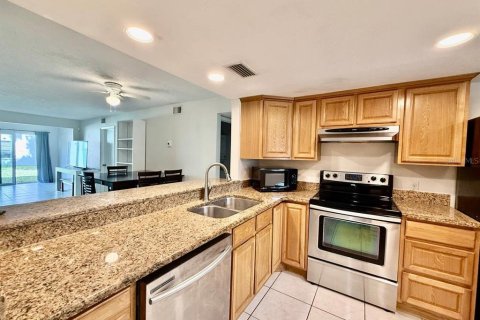Copropriété à louer à Seminole, Floride: 2 chambres, 107.3 m2 № 2148478 - photo 7