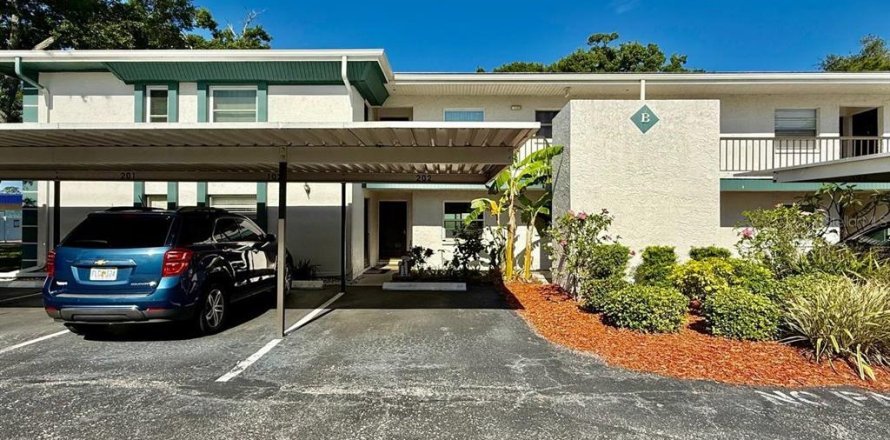Condo à Seminole, Floride, 2 chambres  № 2148478