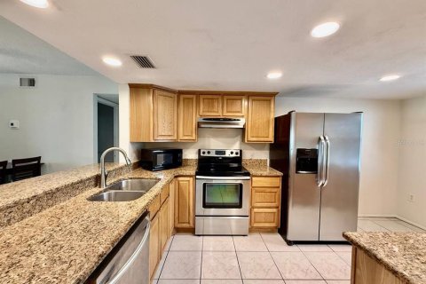 Copropriété à louer à Seminole, Floride: 2 chambres, 107.3 m2 № 2148478 - photo 5
