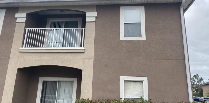 House in Jacksonville, Florida 3 bedrooms, 107.49 sq.m. № 887192