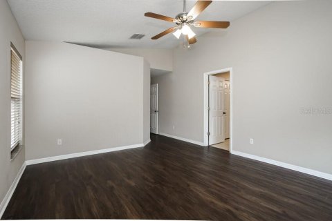 Villa ou maison à louer à Orlando, Floride: 4 chambres, 168.99 m2 № 2406985 - photo 8