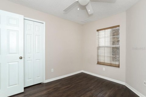 Villa ou maison à louer à Orlando, Floride: 4 chambres, 168.99 m2 № 2406985 - photo 12