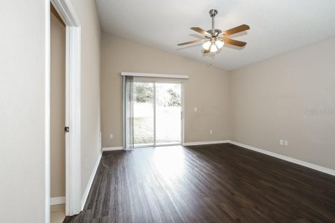 Villa ou maison à louer à Orlando, Floride: 4 chambres, 168.99 m2 № 2406985 - photo 9