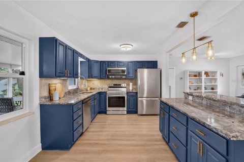 Villa ou maison à vendre à Saint Petersburg, Floride: 2 chambres, 125.98 m2 № 2149447 - photo 15