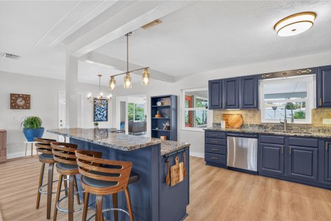 Villa ou maison à vendre à Saint Petersburg, Floride: 2 chambres, 125.98 m2 № 2149447 - photo 9