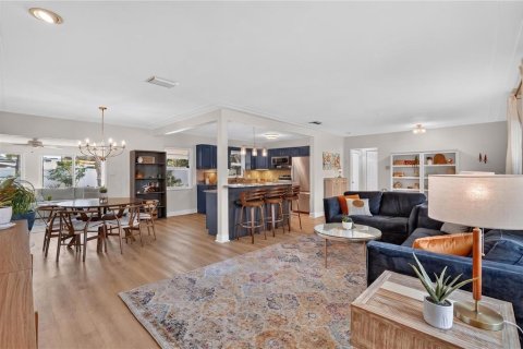 Villa ou maison à vendre à Saint Petersburg, Floride: 2 chambres, 125.98 m2 № 2149447 - photo 12