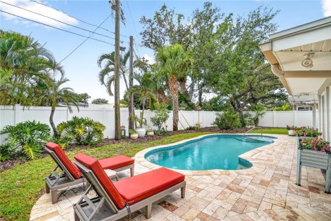 Villa ou maison à vendre à Saint Petersburg, Floride: 2 chambres, 125.98 m2 № 2149447 - photo 2