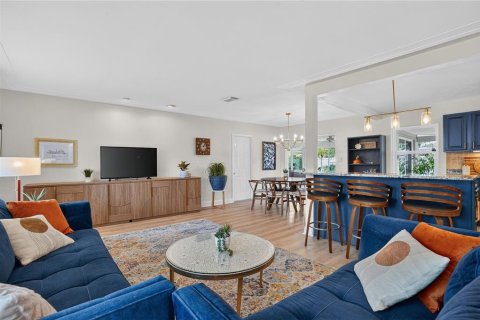 Villa ou maison à vendre à Saint Petersburg, Floride: 2 chambres, 125.98 m2 № 2149447 - photo 5