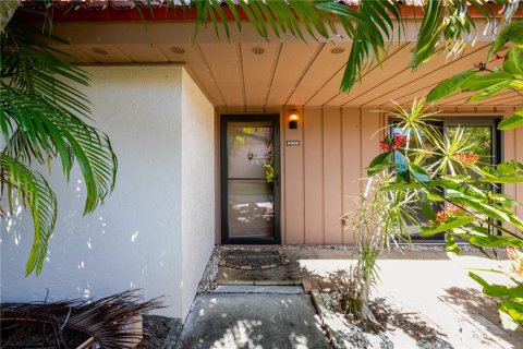 House in Sarasota, Florida 2 bedrooms, 137.68 sq.m. № 2096384