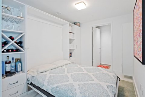 Copropriété à louer à Miami, Floride: 1 chambre, 84.17 m2 № 1975723 - photo 14