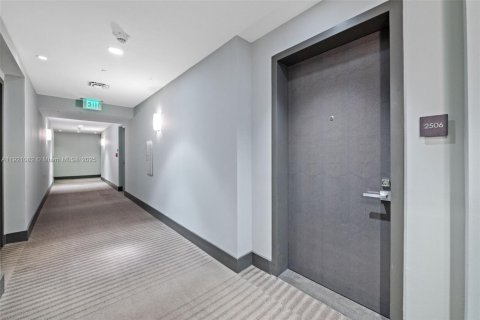 Copropriété à louer à Miami, Floride: 1 chambre, 84.17 m2 № 1975723 - photo 22