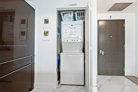 Copropriété à louer à Miami, Floride: 1 chambre, 84.17 m2 № 1975723 - photo 21